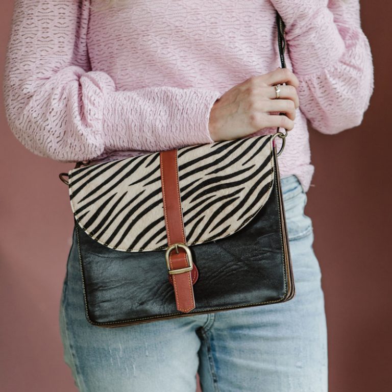 Treasure label | Fairtrade dierenprint tassen gemaakt van leer leftovers