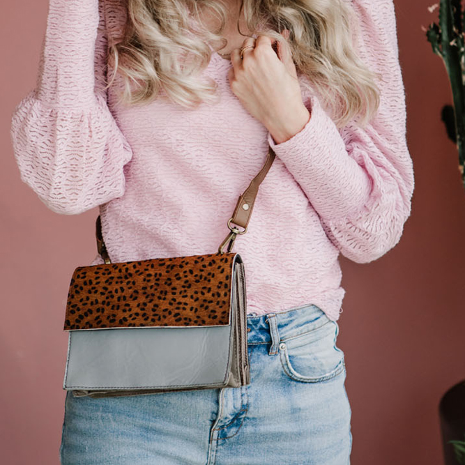 Treasure label | Fairtrade dierenprint tassen gemaakt van leer leftovers