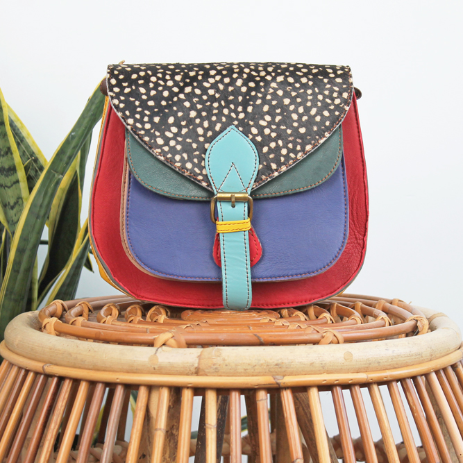 Tas Balu – Rood / blauw stippenprint | Unieke leren tas