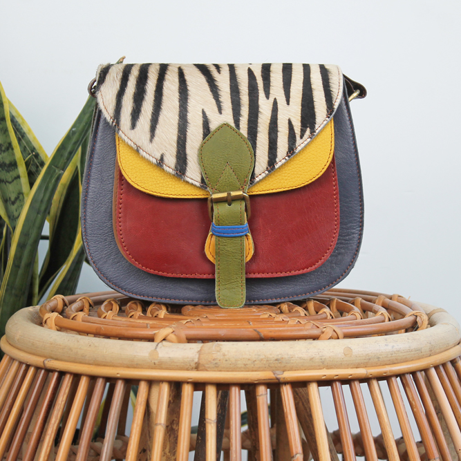 Tas Balu – Donkerblauw / bordeaux zebraprint | Leren dierenprint tas