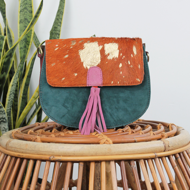 Tas Sumana – Zeegroen goudkleurige print | Suède tas